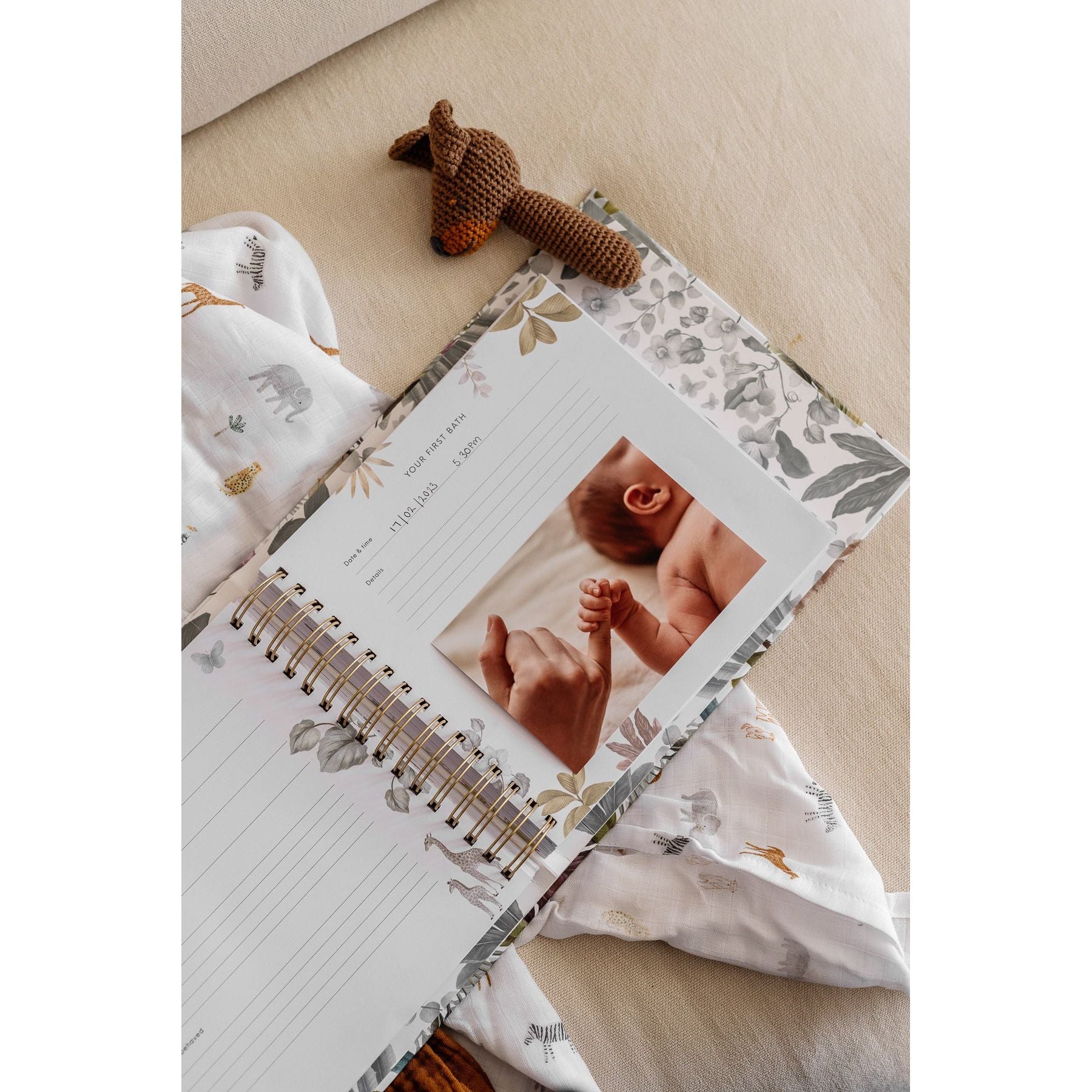 Jungle Edition Baby Memory Book 0 - 5 Years - Scribble & Dot