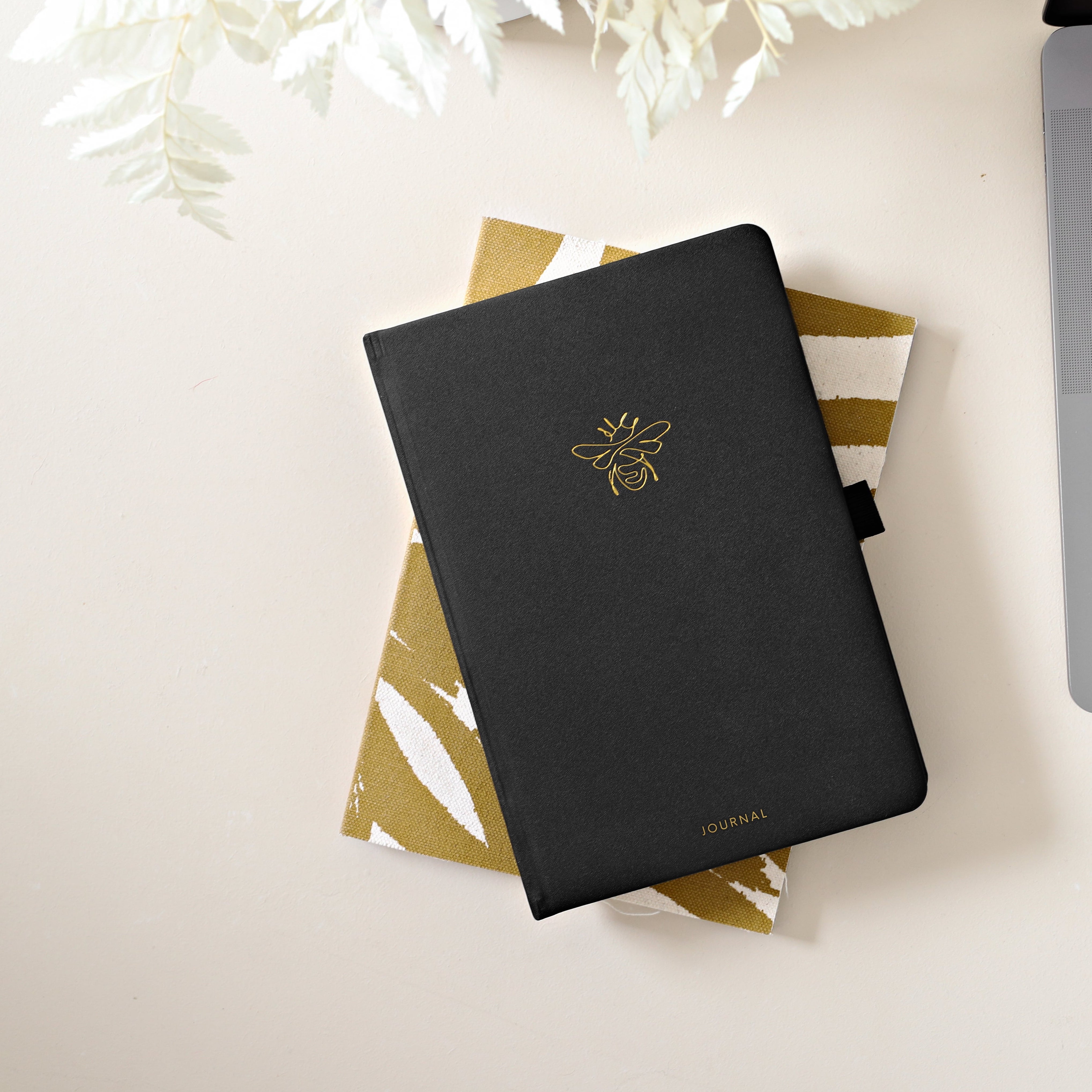 GOLD BEE - A5 - Scribble & Dot Dotted Journal