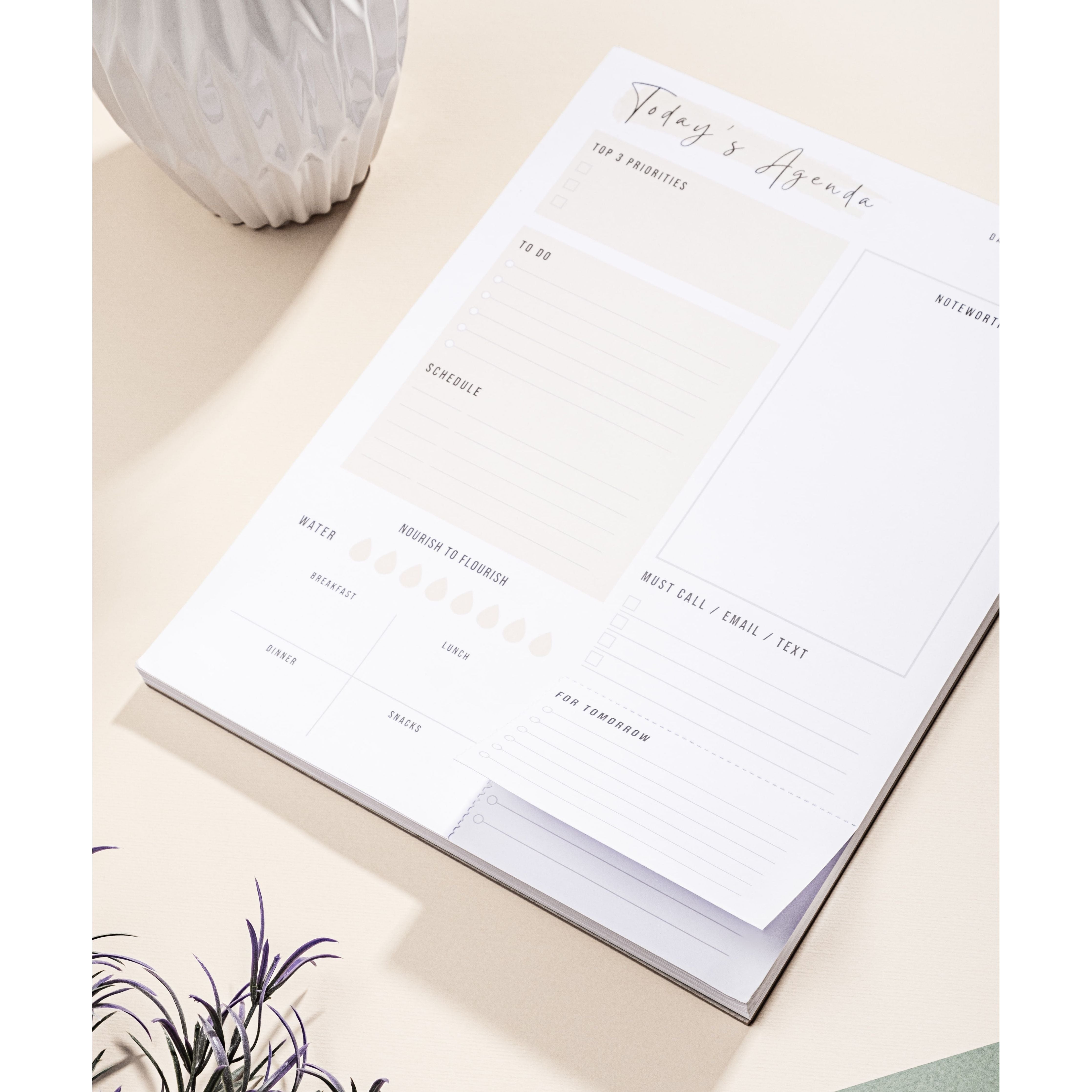 DAILY PLANNER PAD - Scribble & Dot